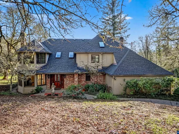 1755 NW Lewisburg Ave, Corvallis, OR 97330