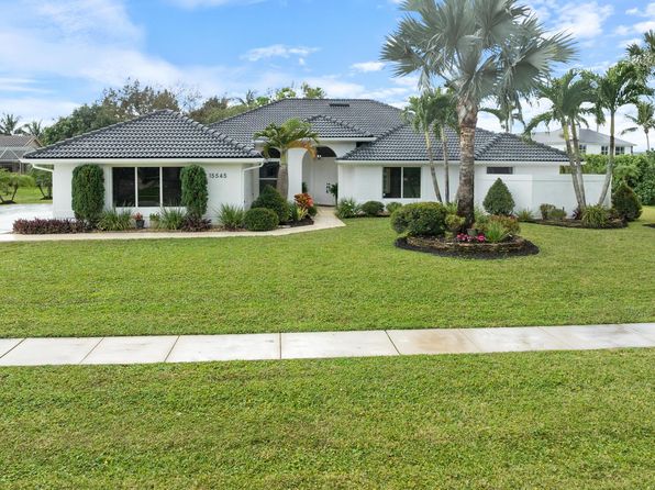 15545 Meadow Wood Drive, Wellington, FL 33414