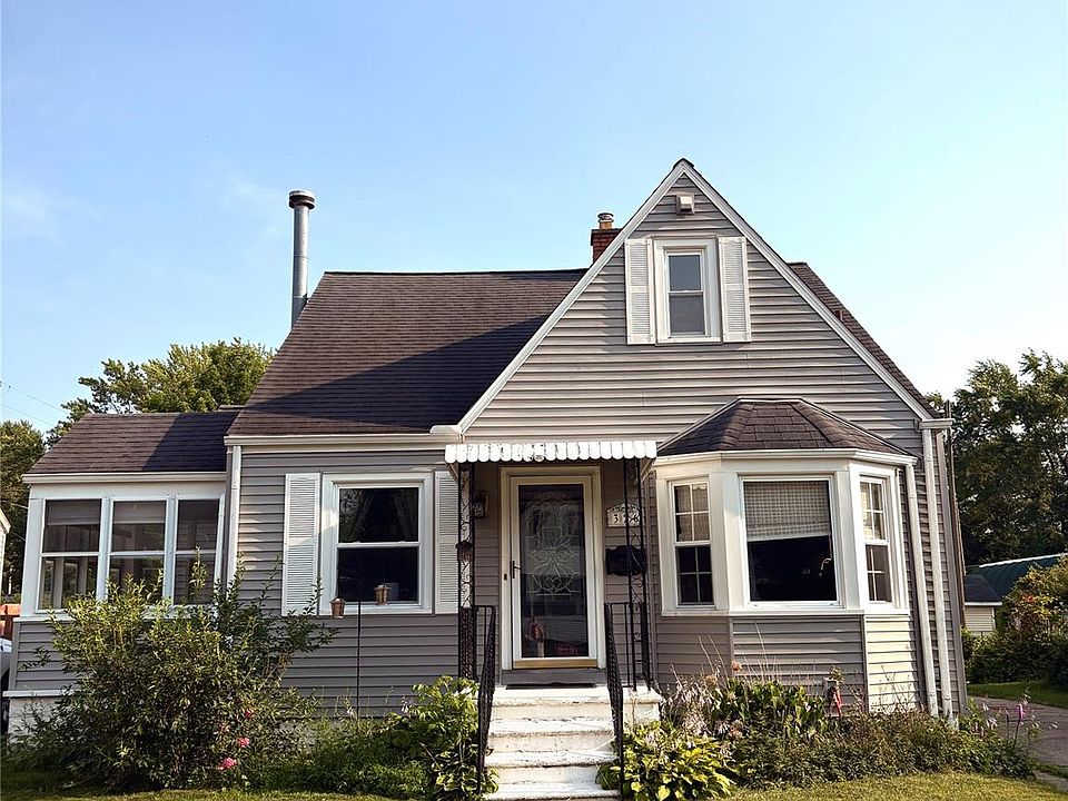 1st image of 326 Smith Ave