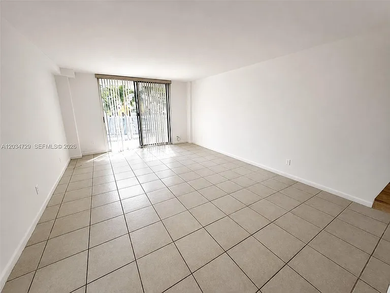 13499 Biscayne Blvd #504 — Photo 2