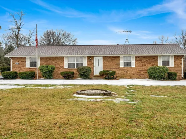 7260 State Route 162, Troy, IL 62294