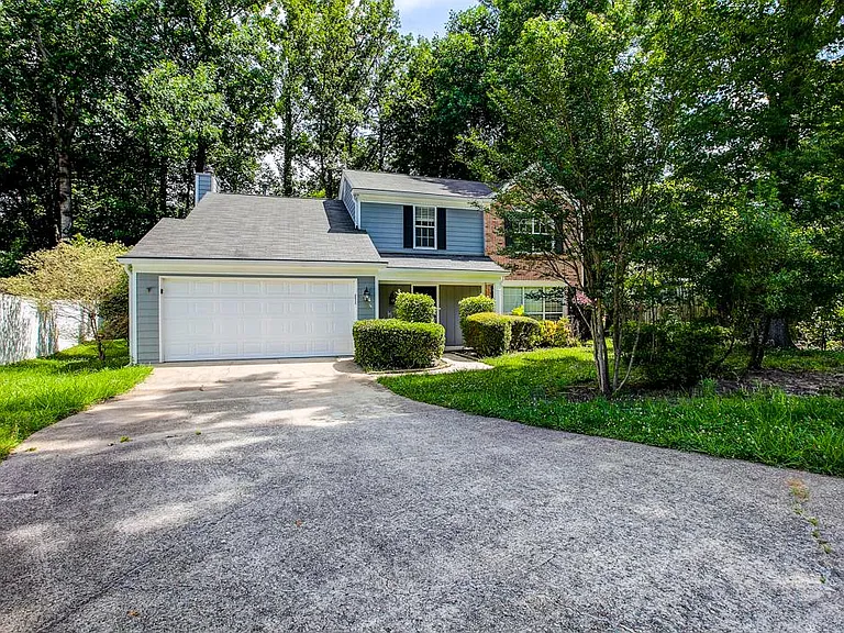 4941 Tanners Spring Dr — Photo 3