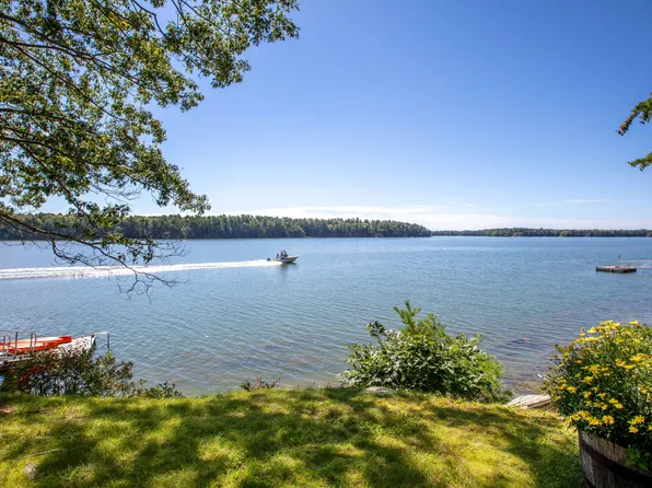 61 Minott Shore Road, Brunswick, ME 04011