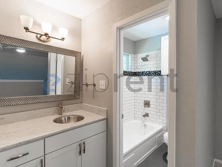 3450 Willowrun Dr #D — Photo 11