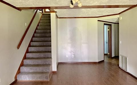 4th image of 345 SE Gator Ln