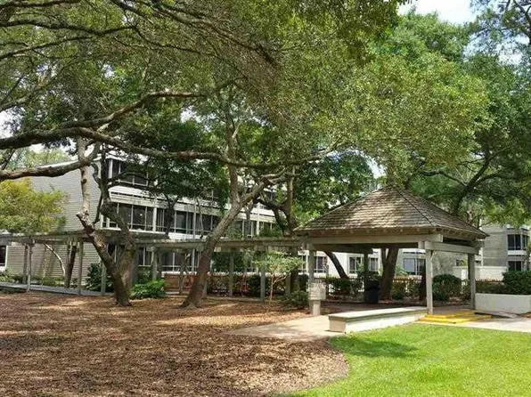 415 Ocean Creek Dr, Myrtle Beach, SC 29572