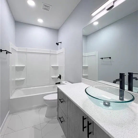 829 N Woodson Ave #3 — Photo 14
