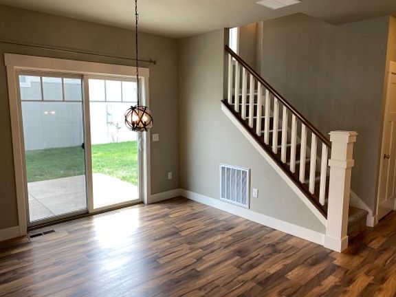 4th image of 1644 Hidden Cove Ln