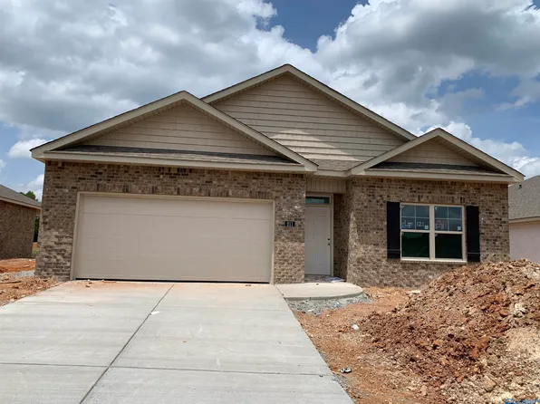 211 Antler Ridge Dr, Huntsville, AL 35811