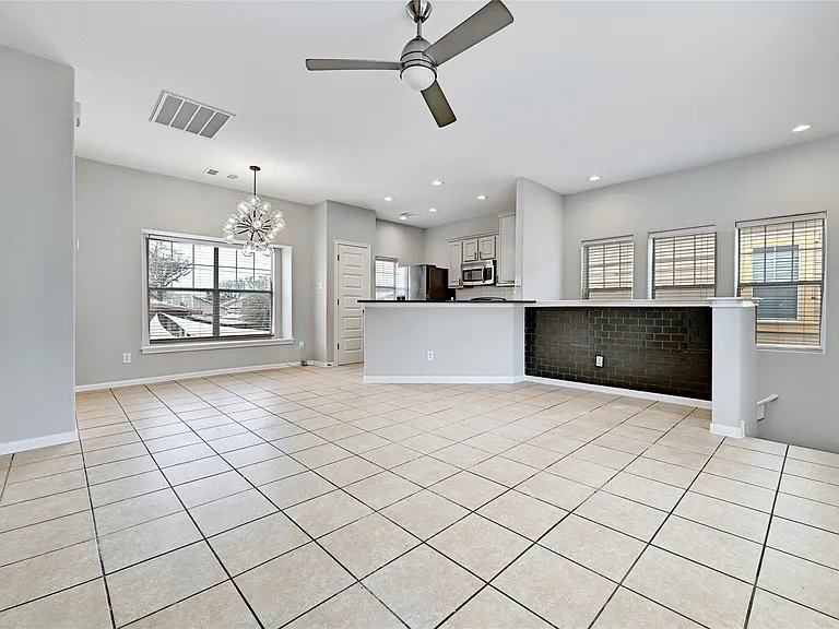 2909 Saville Loop #10C — Photo 5