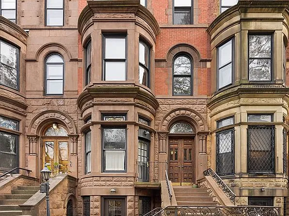 31 8th Ave APT 2, Brooklyn, NY 11217