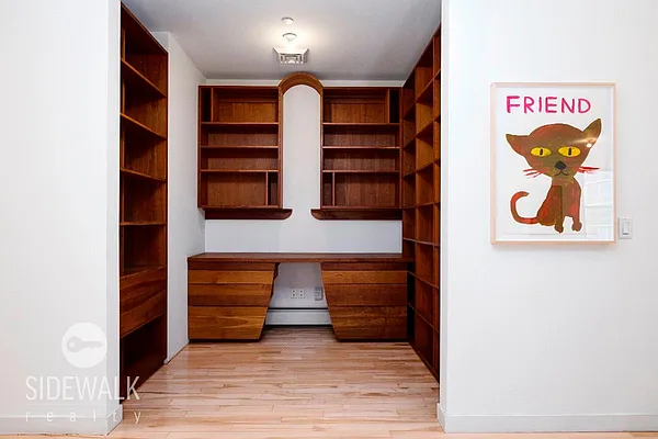 Rented by Sidewalk Realty LLC | media 26