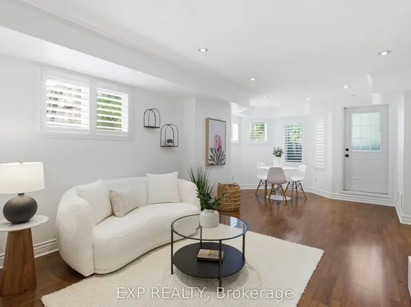 31 Foundry Ave #29, Toronto, ON M6H 4K7