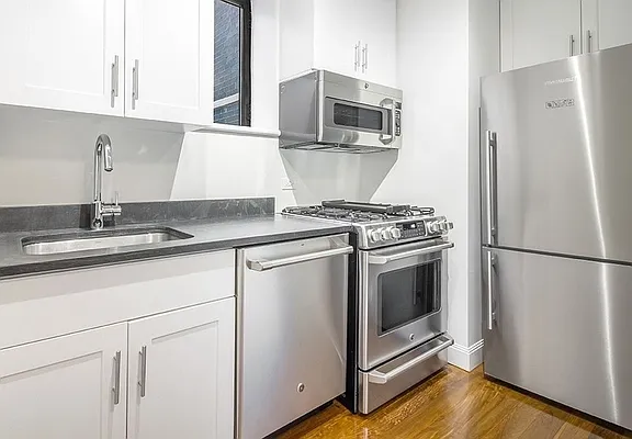 Rented by Mirador Real Estate | media 55