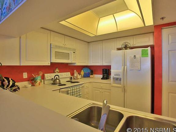 4th image of 5221 S Atlantic Ave APT 403