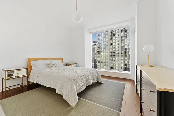 Rented by Compass | media 16