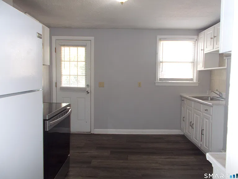 161 Howard Ave #1 — Photo 11