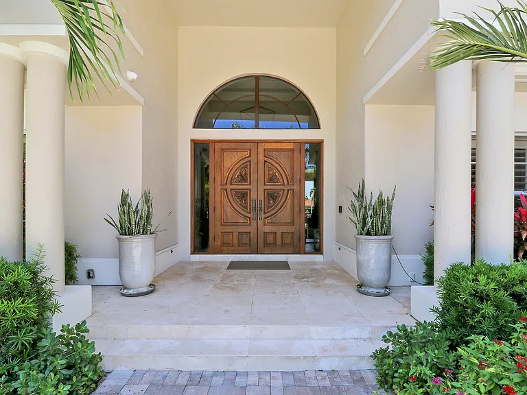 18808 SE Windward Island Ln — Photo 11