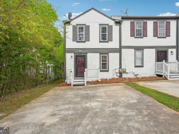 2049 Charter Ln, Lithonia, GA 30058