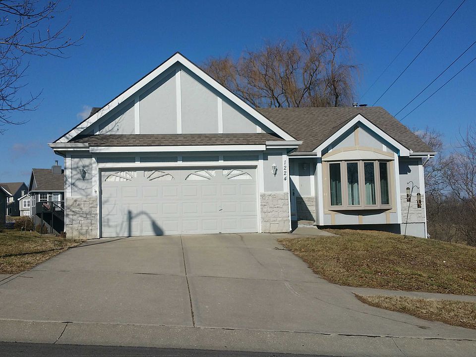 1st image of 1224 Mockingbird Ln