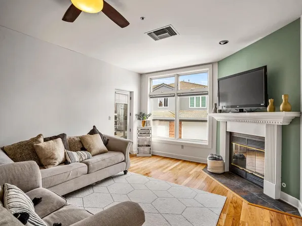 35 Harborview DRIVE #116, Racine, WI 53403