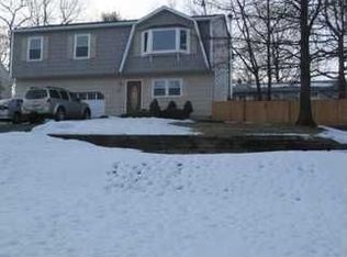 24 Di Vito Trl, Hopatcong, NJ 07843