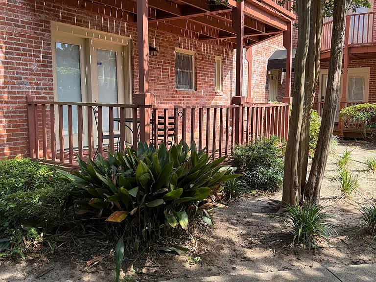 Large Studio Condo Downtown Walking Distance to the Florida State Capitol — Photo 2