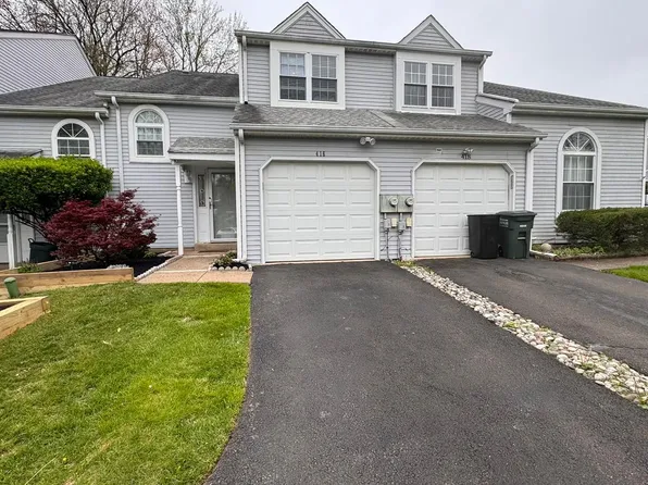416 Leon Cir, Feasterville Trevose, PA 19053