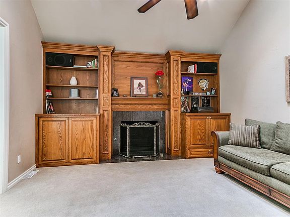 5th image of 1851 Silver Oaks Dr