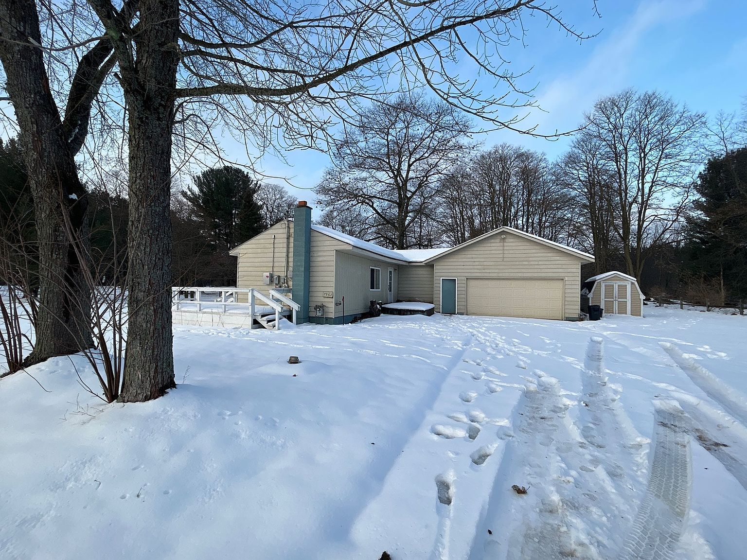 7962 Olmstead St, Gaylord, MI 49735 Zillow