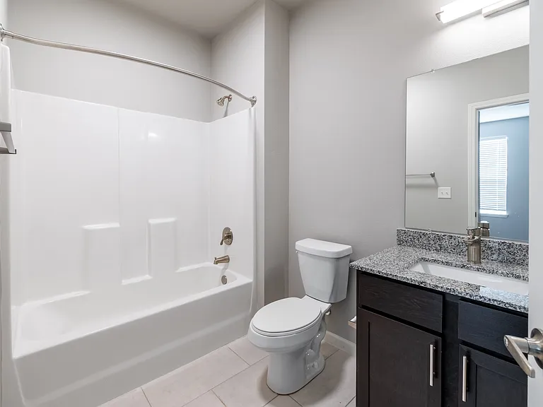 800 N Ardenwood Dr #800 — Photo 5