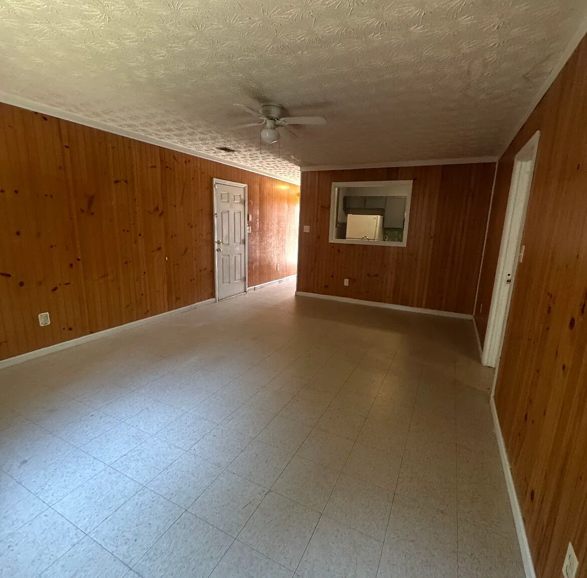 2 bed, 2.0 bath, $1,400 — Photo 3