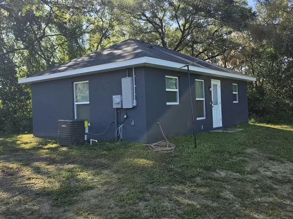 2457 SE 183rd Avenue Rd, Ocklawaha, FL 32179