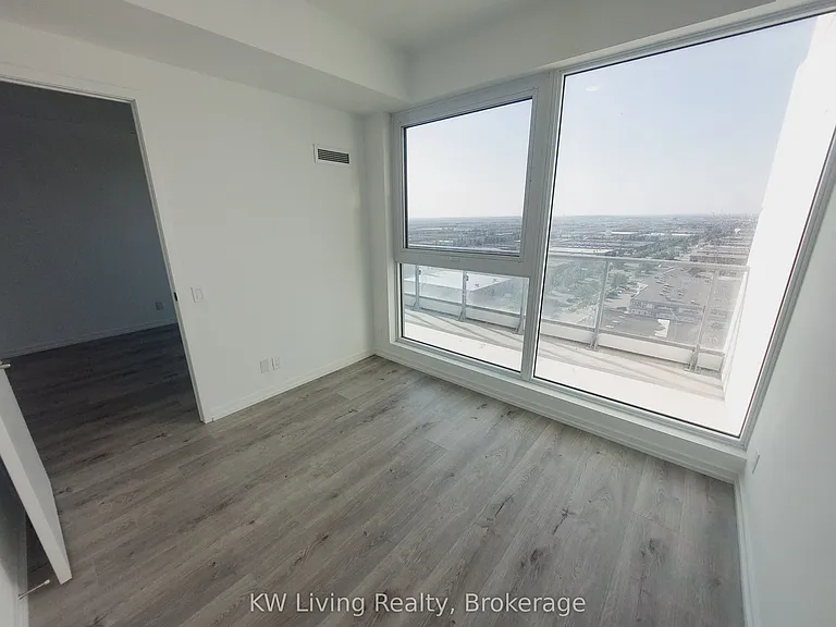 1000 Portage Pkwy #1512 — Photo 8
