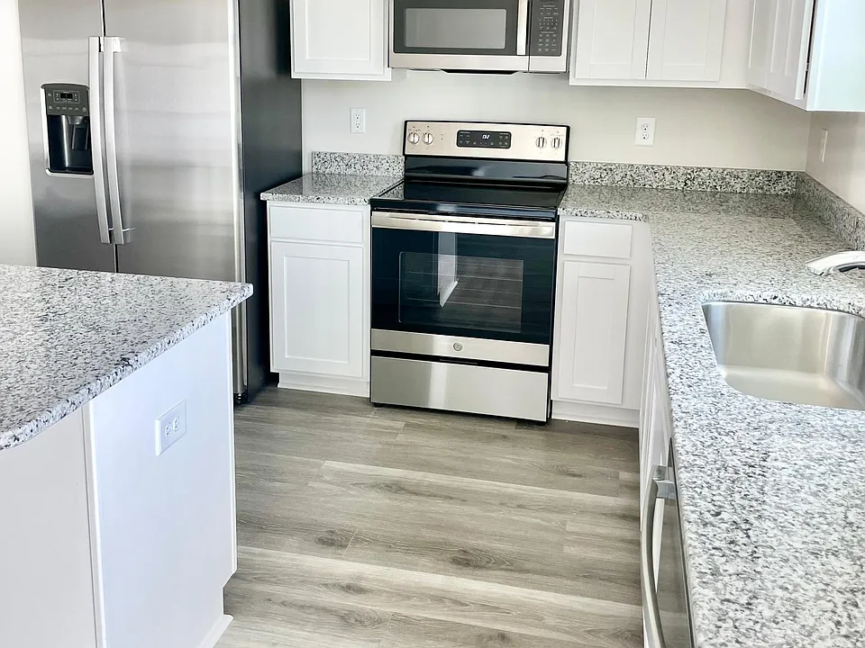 242 A Christiana Ln