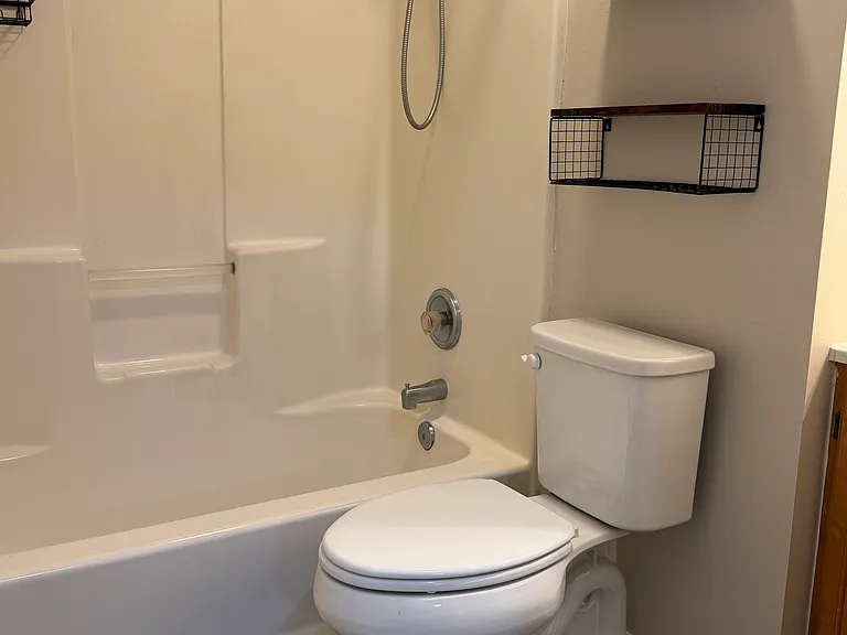 424 Rudder Ln — Photo 11