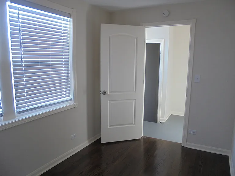 5315 W Schubert Ave #2 — Photo 25