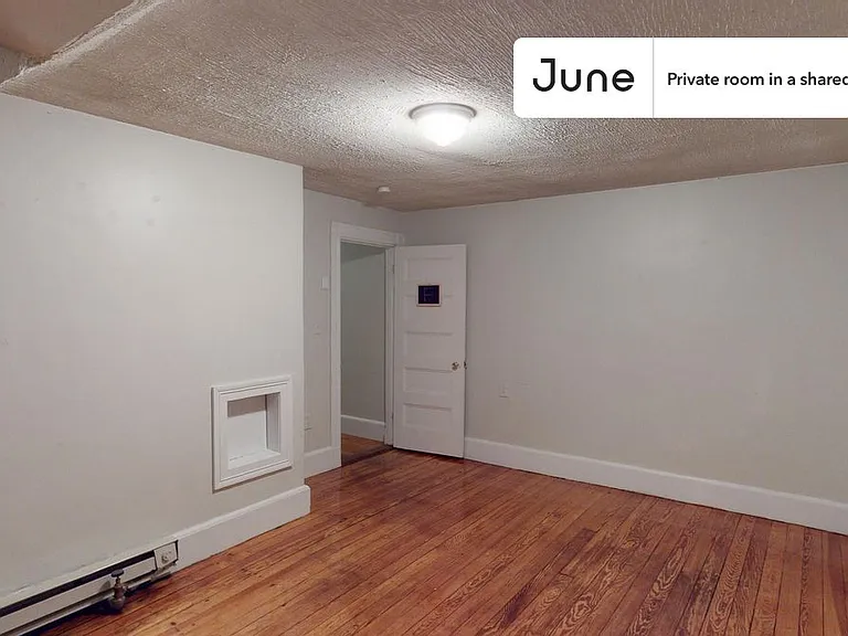34 Coolidge Rd #F — Photo 4
