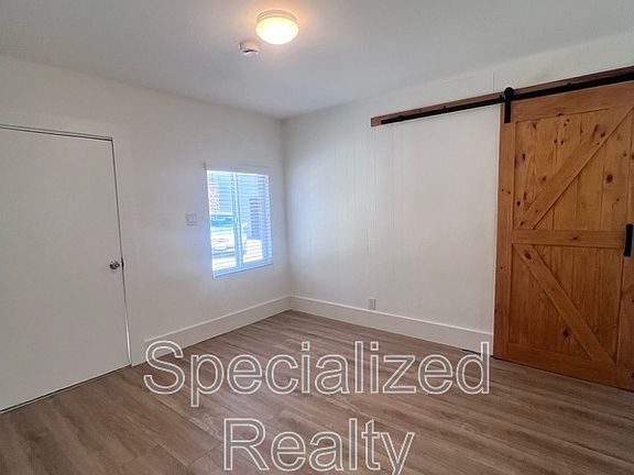 2nd image of 1420 Isabel St