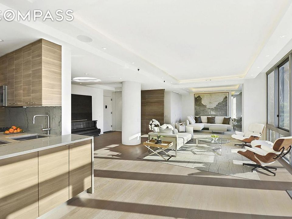 1st image of 225-227 W 60th St #6B