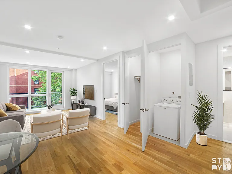 522 Grand St #2 — Photo 4