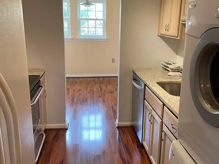 8371 Montgomery Run Rd #J — Photo 7