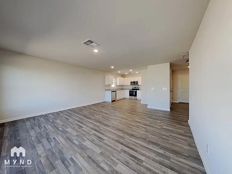 222 S Picacho Heights Rd — Photo 2