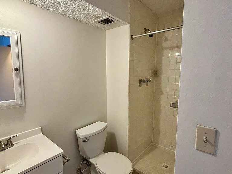 Triad Apartments — Photo 12