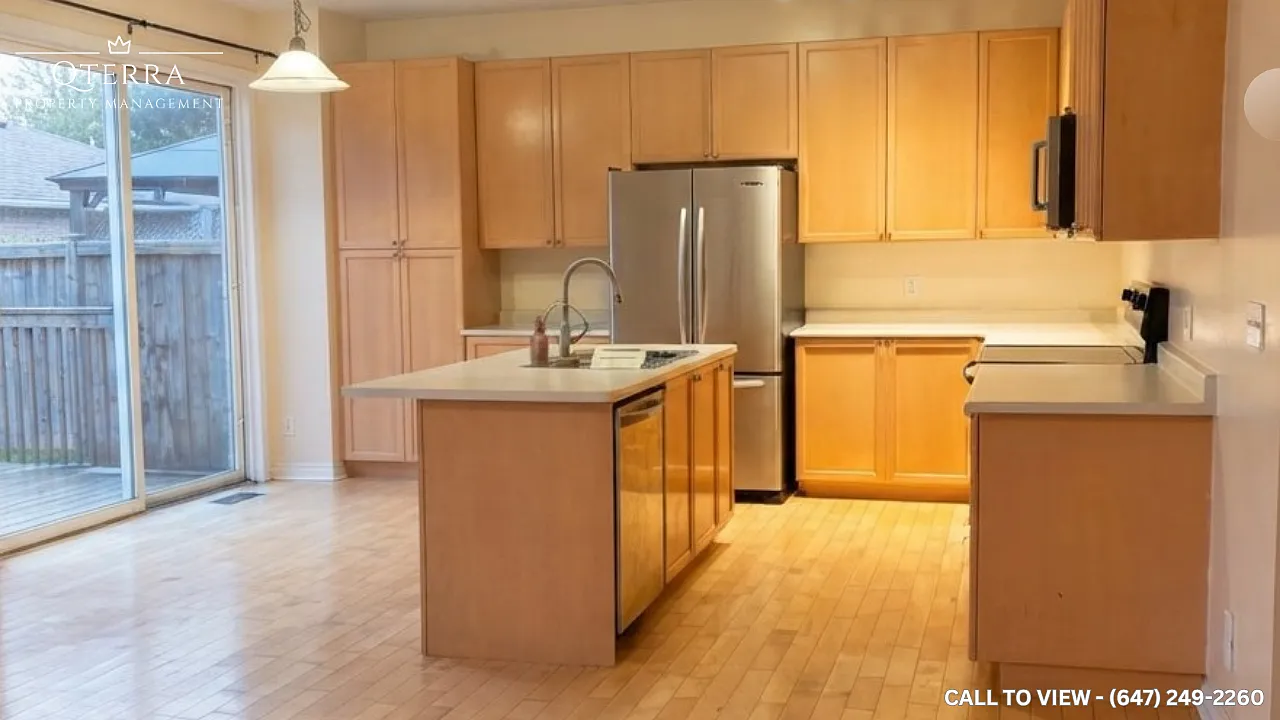 5 bed, 3.5 bath, 1900 sqft, $3,295 — Photo 1