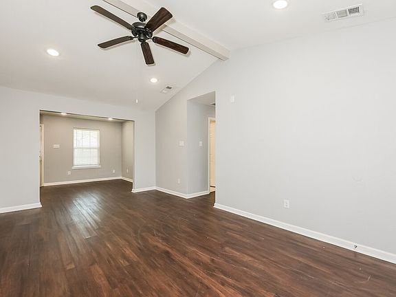 4th image of 808 Quinette Dr