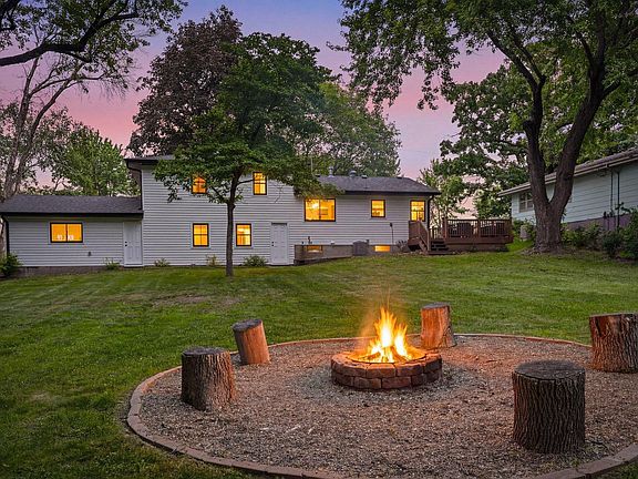 5th image of 6525 Maple Dr
