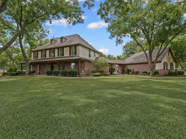 7401 Hampton Dr, Granbury, TX 76049