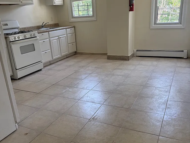417 Franklin St #2 — Photo 5
