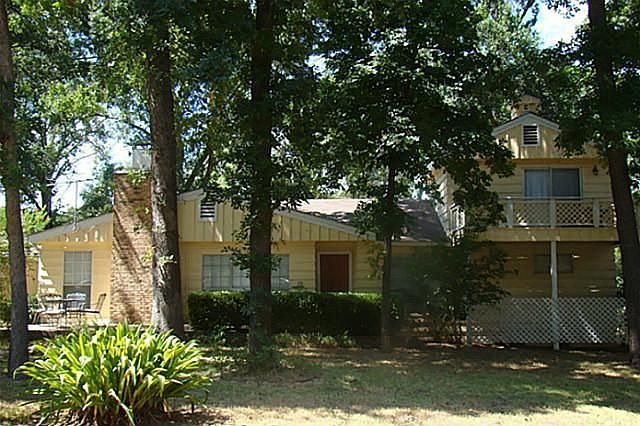 1st image of 2019 Hazelwood Dr